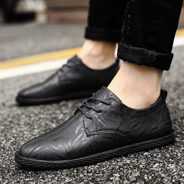 Men's casual leather shoes